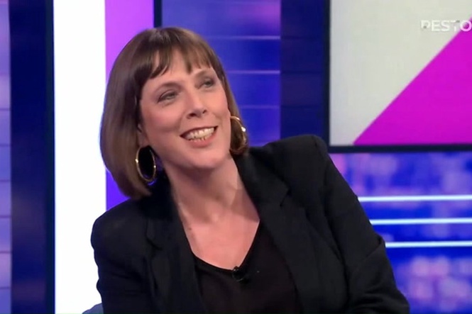 Jess Phillips says Keir Starmer has ‘resilience of a cockroach in a nuclear war’ in first interview since resignation