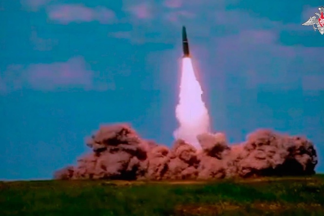 Fears Russia could threaten Arctic and put London within range of hypersonic missiles