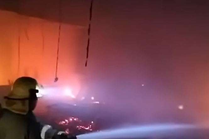 Tourists flee as huge fire tears through hotel in Thailand
