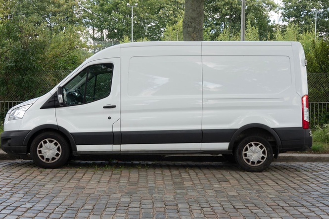 Essex white van driver gets criminal conviction for tooting horn at friend