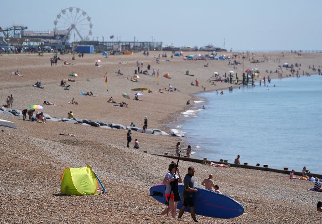 Tragedy as man dies on packed UK beach during heatwave