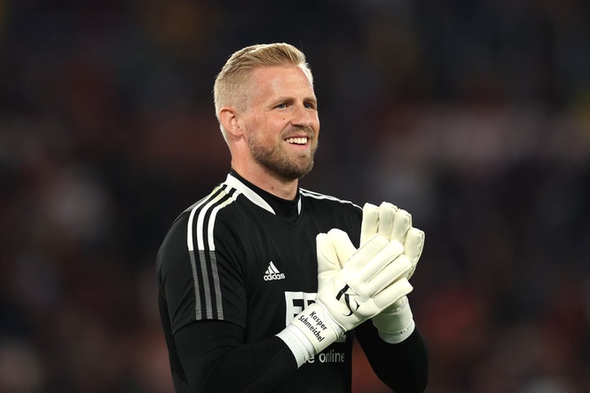 Leicester legend announces retirement 10 years on from incredible Premier League triumph