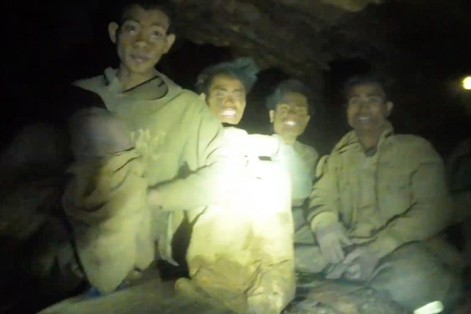 Bulletin world briefing: Laos cave rescuers face new challenge of freeing trapped survivors