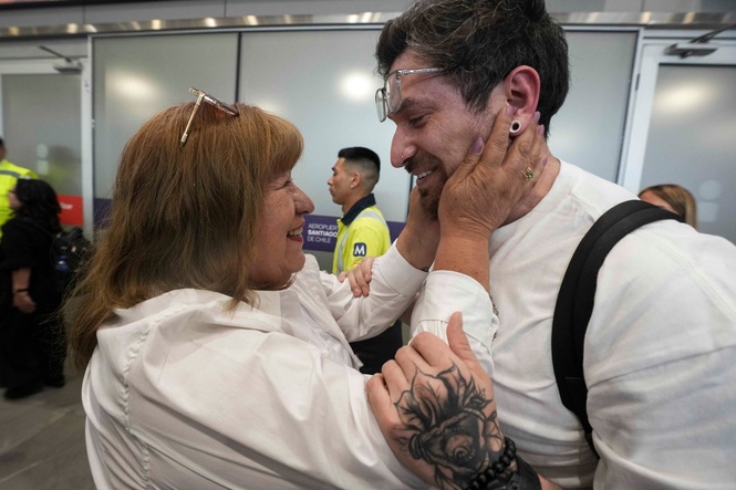 Chilean American stolen as a baby reunites with his mom and gets a second chance at family
