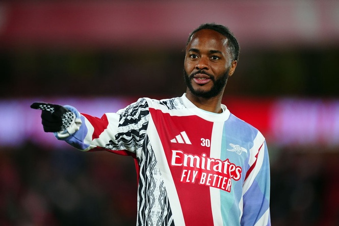 Raheem Sterling charged over Lamborghini crash and possession of nitrous oxide