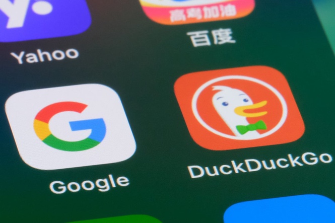 DuckDuckGo use triples after Google Search ‘force feeds’ AI to users