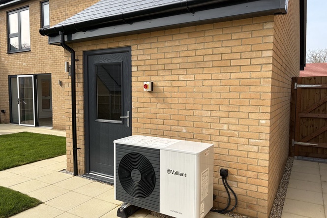 UK homeowners fear installing heat pump is a ‘high stakes gamble’