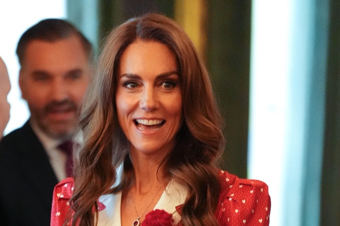 King, Queen and Kate mark 125 years of Cancer Research UK with reception