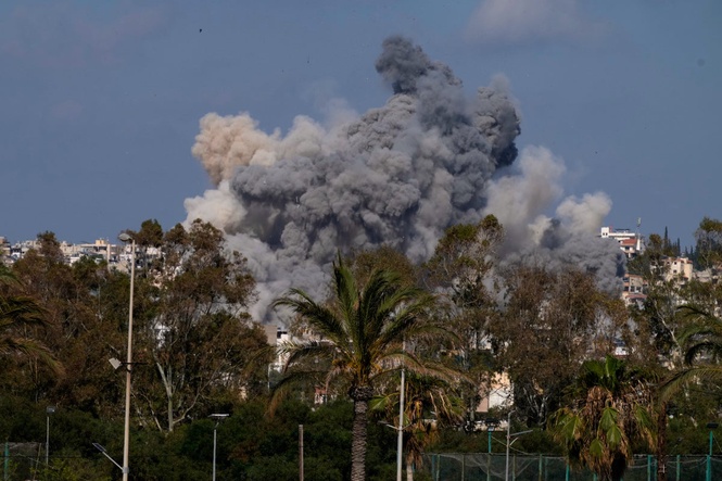 Israel strikes just south of Beirut ahead of second day of critical ceasefire talks