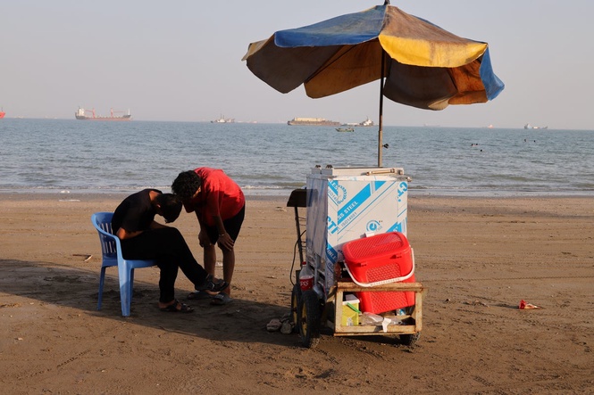 Report: Disruption of Mideast energy supplies into next year would slam global economy