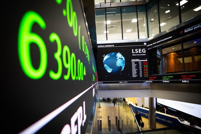 Oil price climbs as Middle East tensions flare