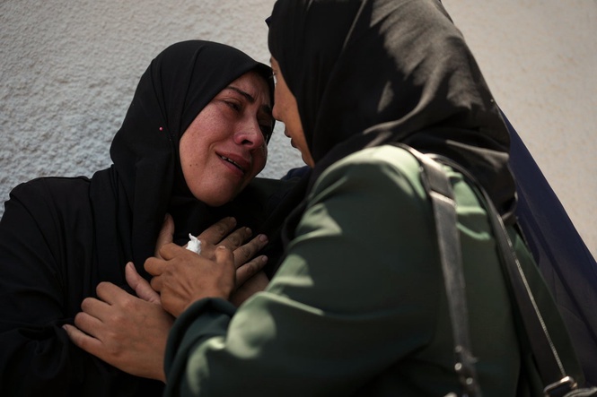 The top photos of the day by AP photojournalists