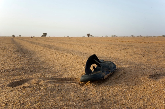 Truck breakdown in Niger strands passengers and leaves at least 49 dead in the Sahara Desert