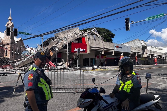 At least 32 killed and over 200 injured after 7.8-magnitude earthquake rocks southern Philippines