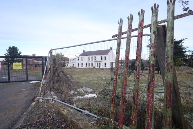 Minister indicates cut-off date for mother-and-baby home redress to stay at 2011