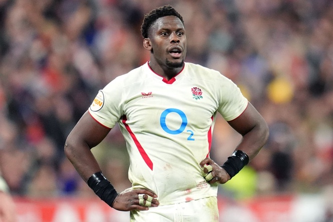 Maro Itoje left out of England squad for latest training camp