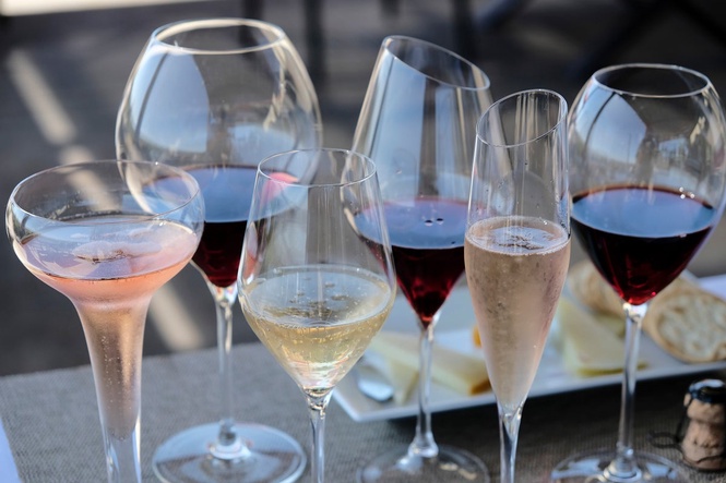 A government-commissioned study found drinking risks. US guidelines didn't feature its findings