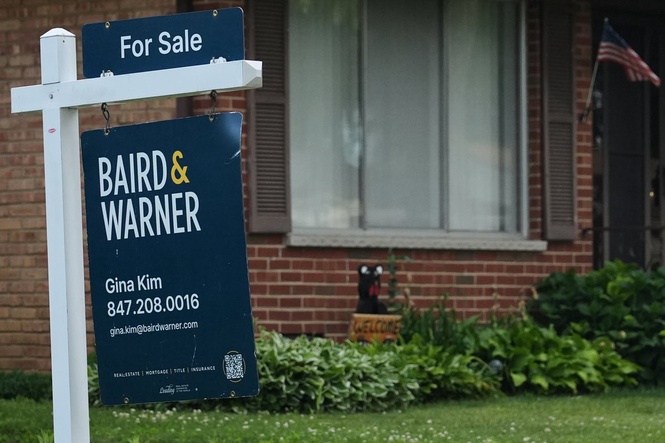 US home sales surge to the fastest pace this year despite rising mortgage rates and prices