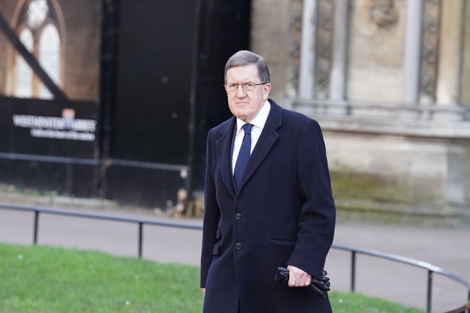 Some political parties don’t believe in defence, claims Robertson