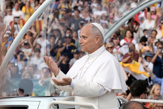 Pope's youth rally in Spain gets raw, with frank discussion of depression and domestic violence