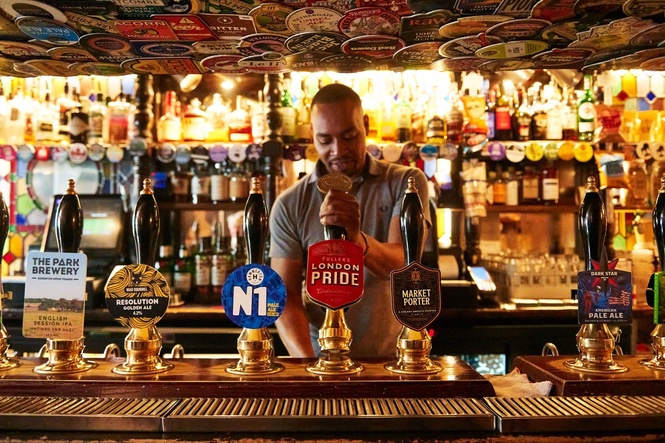 No incentive for hospitality to hire inexperienced under-21s, pub boss warns