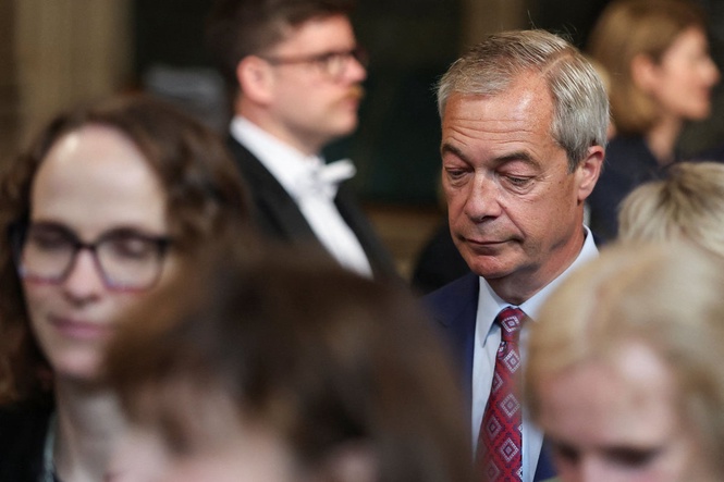 Farage says Reform ‘unapologetic’ about Robert Kenyon’s past social media use