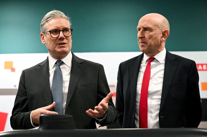 Keir Starmer faces endgame as John Healey and Al Carns resign over defence spending plans