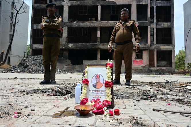 Air India marks first crash anniversary despite not launching final investigation