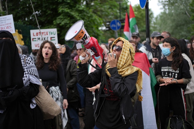 Palestine Action activists jailed for £1.2m factory ‘terror’ raid after dozens arrested at protest