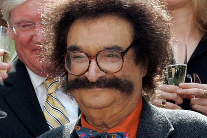 Gene Shalit, longtime 'Today' show movie critic with bushy hair and massive mustache, dies at 100