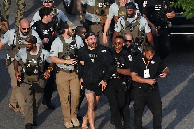 Banned UFC fighter removed from White House event by US Secret Service