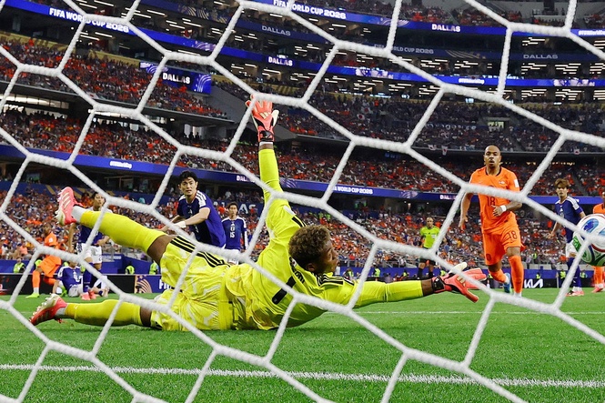 Everything you missed from day four at World Cup 2026: Summerville wondergoal, incredible Japan fans and Uruguay travel chaos