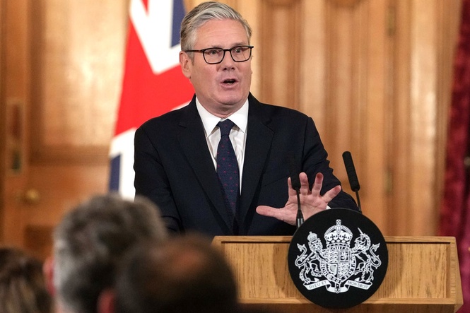 Social media ban for under-16s is yet another U-turn by Starmer as he tries to save his job