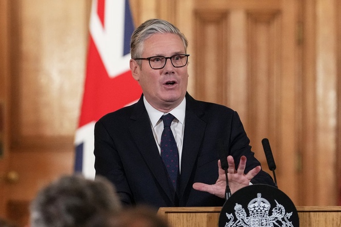 Starmer hails hugely significant ‘breakthrough’ as Trump announces US-Iran war peace deal