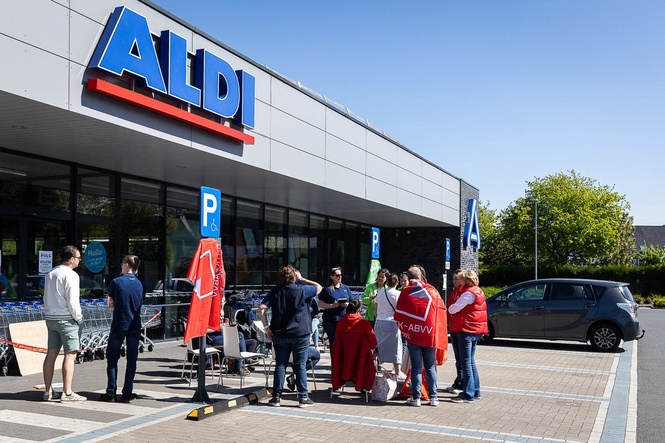 Aldi issues huge recall for mac and cheese packages across US after ‘severe’ health risk