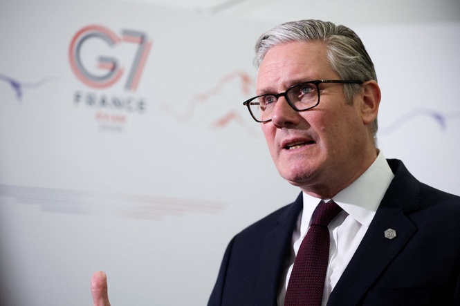 I’ve not been snubbed by Trump — we get on really well, Starmer insists at G7 summit