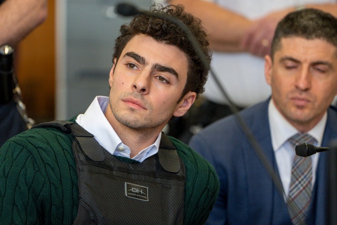 Luigi Mangione’s lawyers have discussed a plea deal over healthcare exec’s murder: report