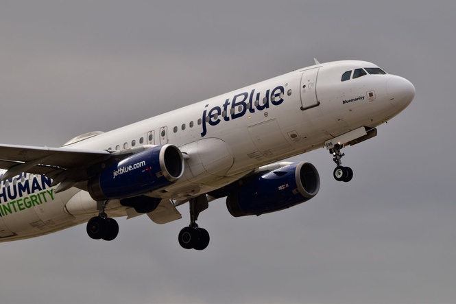 JetBlue plane strikes drone while landing at JFK