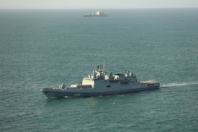 What we know about Russian warship that fired shots at British yacht