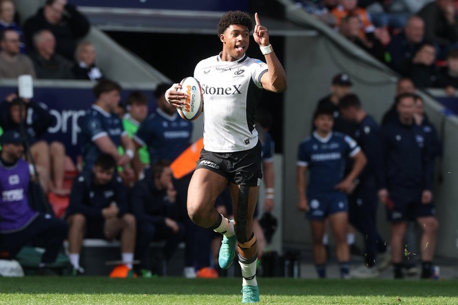 Noah Caluori and Benhard Janse van Rensburg handed England opportunities in uncapped clash with France