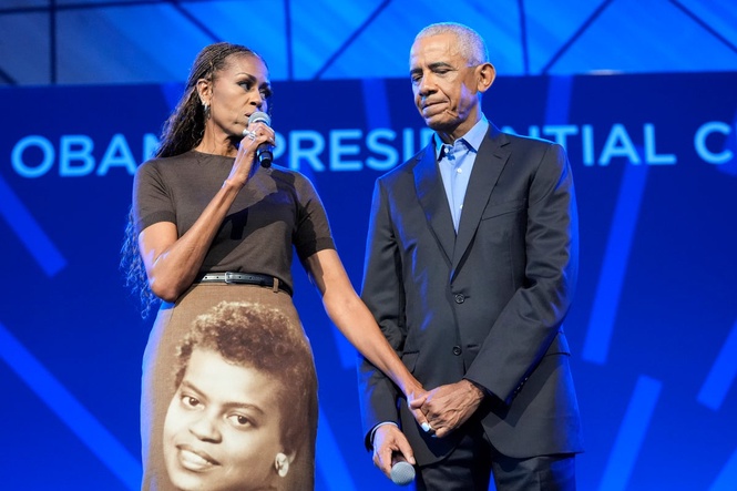Why Barack Obama was moved to tears after seeing Michelle’s skirt