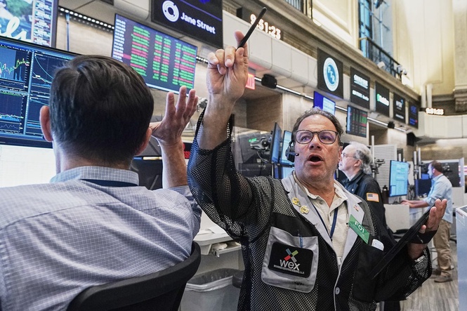 Dow falls 500 points in worst day for new Fed chair since 1994