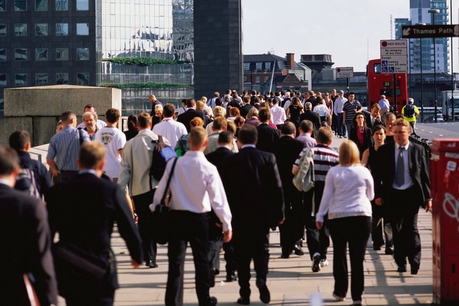 Vacancies tumble to lowest in five years – ONS