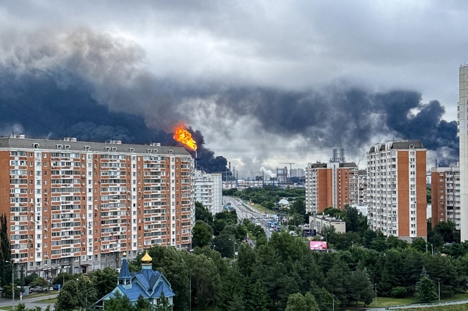 Ukraine-Russia war latest: Kremlin ‘won’t accept ultimatum’ from Europe as Putin warns of major retaliation 