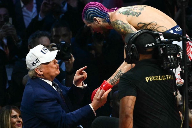 UFC fighter reveals the six words he whispered to Trump after big win at UFC White House fight