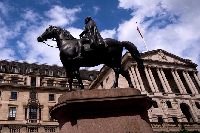 FTSE down as Bank of England keeps interest rates steady