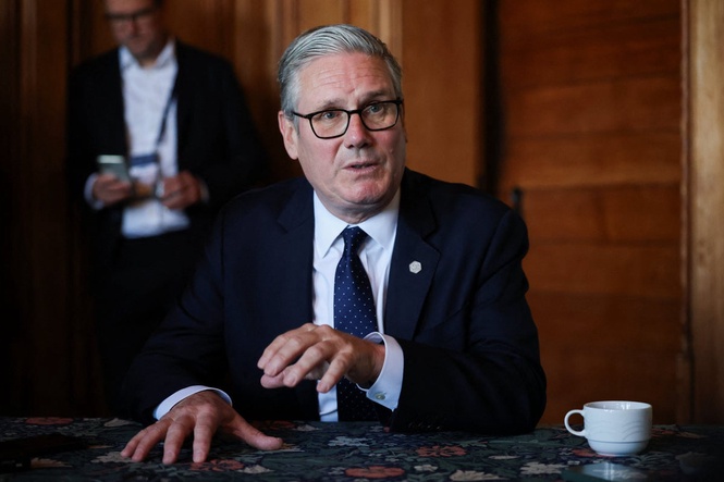 Al Fayed survivor says being placed on mute during Starmer meeting ‘felt awful’