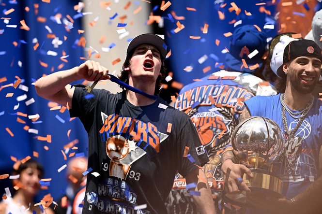 Tyler Kolek nearly arrested during Knicks parade after being mistaken for barricade-hopping fan