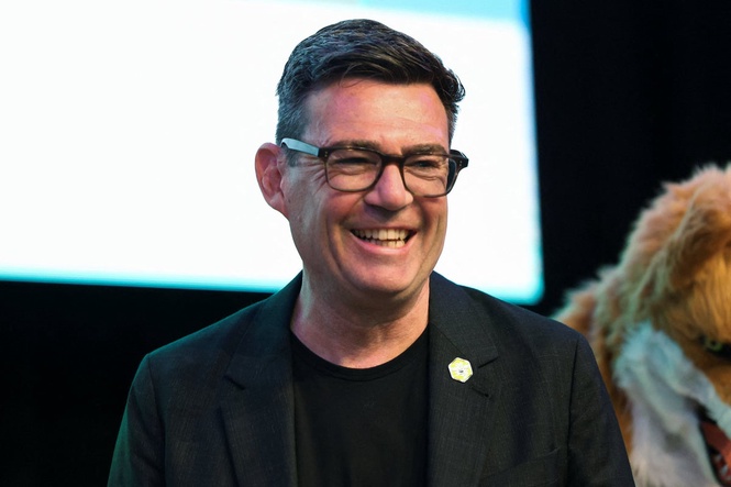 Andy Burnham wins Makerfield by-election landslide to pave way for challenge to Keir Starmer