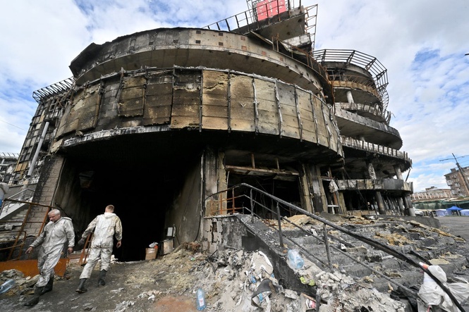 Two killed as Russia launches retaliatory attacks on Ukraine
